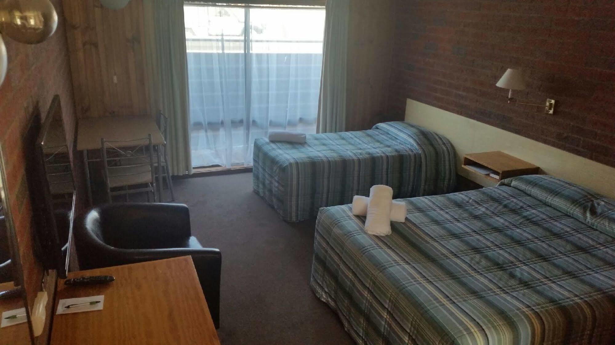 Kyabram Country Motel エクステリア 写真